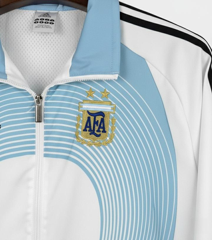 Argentina 2006 windbreaker featuring the team logo and blue design for fans and collectors