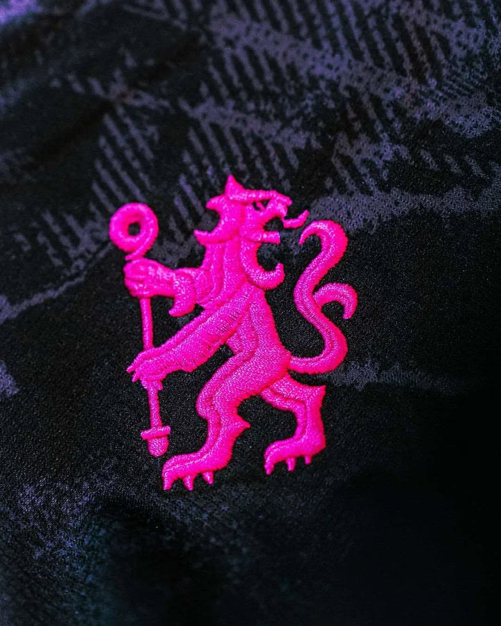 Chelsea 2024 Third Jersey Player Version featuring a vibrant pink lion emblem on a dark background
