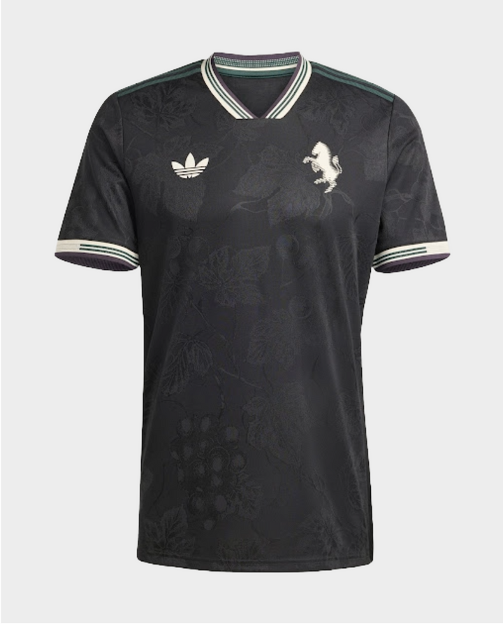 Juventus 25-26 third jersey featuring a sleek black design and floral pattern