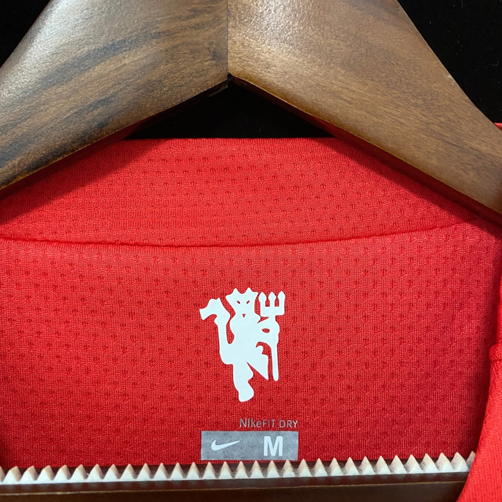 Manchester United 2007-08 Champions League jersey featuring Nike Dry technology and club logo